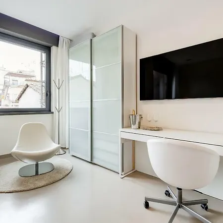 Emerald Luxury Apartment