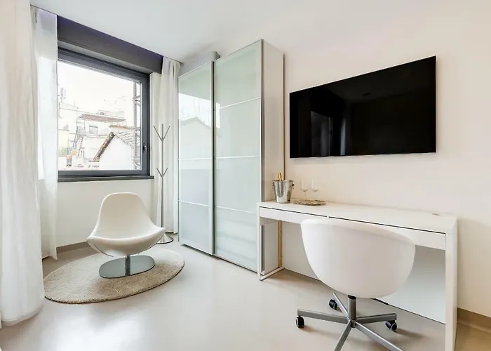 Emerald Luxury 公寓